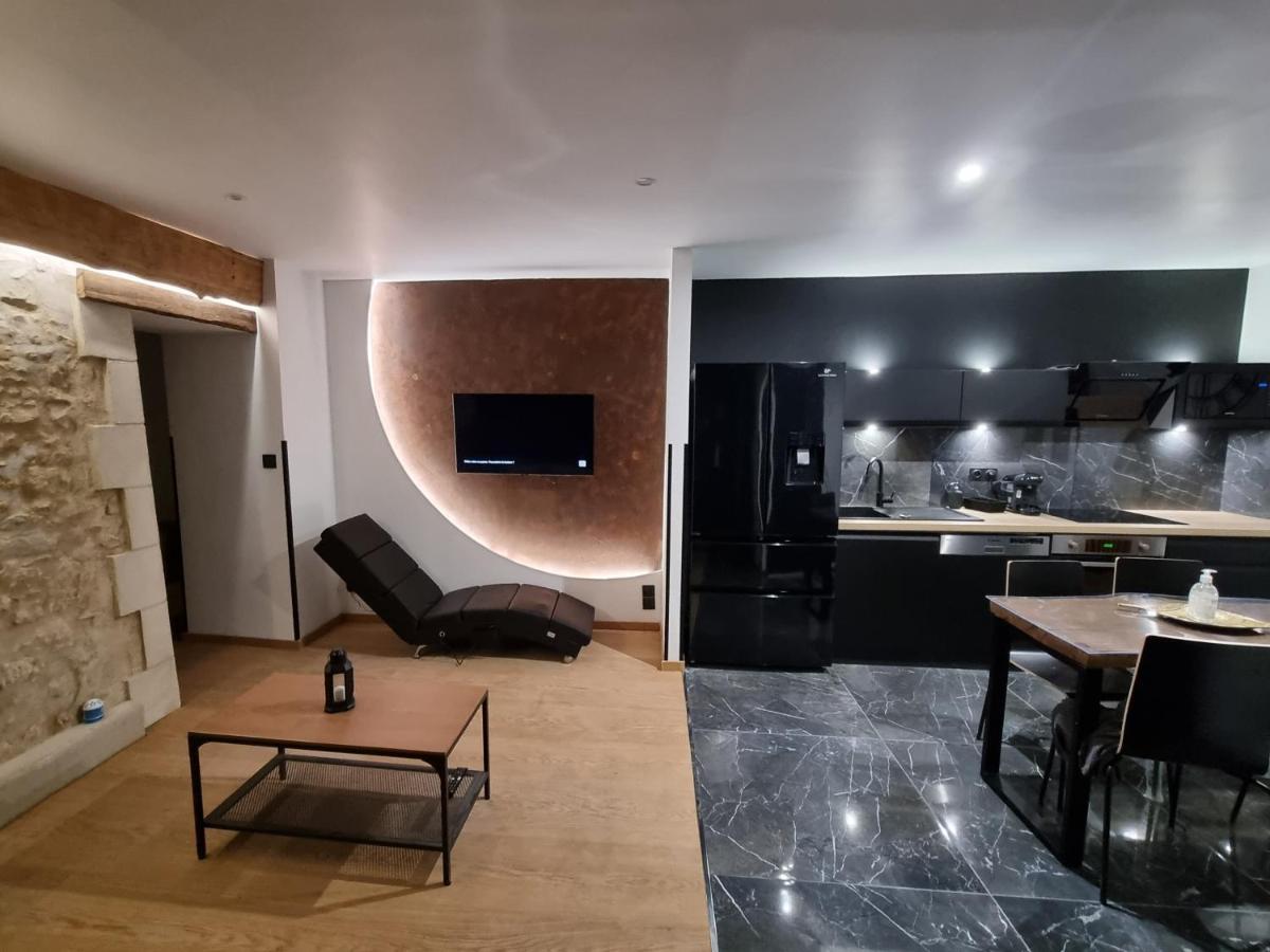 Le Charme De L'Ancien Apartment Bourges Luaran gambar