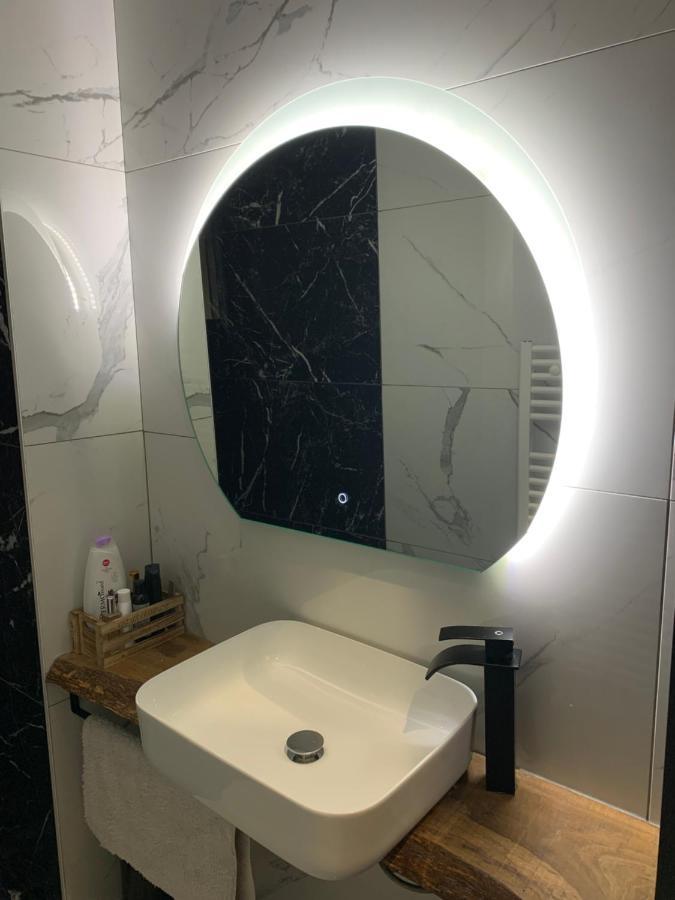 Le Charme De L'Ancien Apartment Bourges Luaran gambar